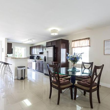 A1 - Endless Summer Vacation Rentals - Affordable Luxury Near Downtown Форт Лодърдейл Екстериор снимка