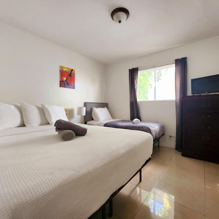 A1 - Endless Summer Vacation Rentals - Affordable Luxury Near Downtown Форт Лодърдейл Екстериор снимка