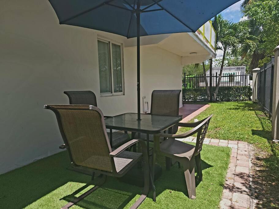 A1 - Endless Summer Vacation Rentals - Affordable Luxury Near Downtown Форт Лодърдейл Екстериор снимка
