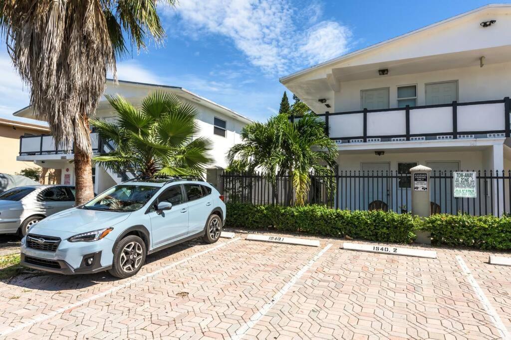 A1 - Endless Summer Vacation Rentals - Affordable Luxury Near Downtown Форт Лодърдейл Екстериор снимка